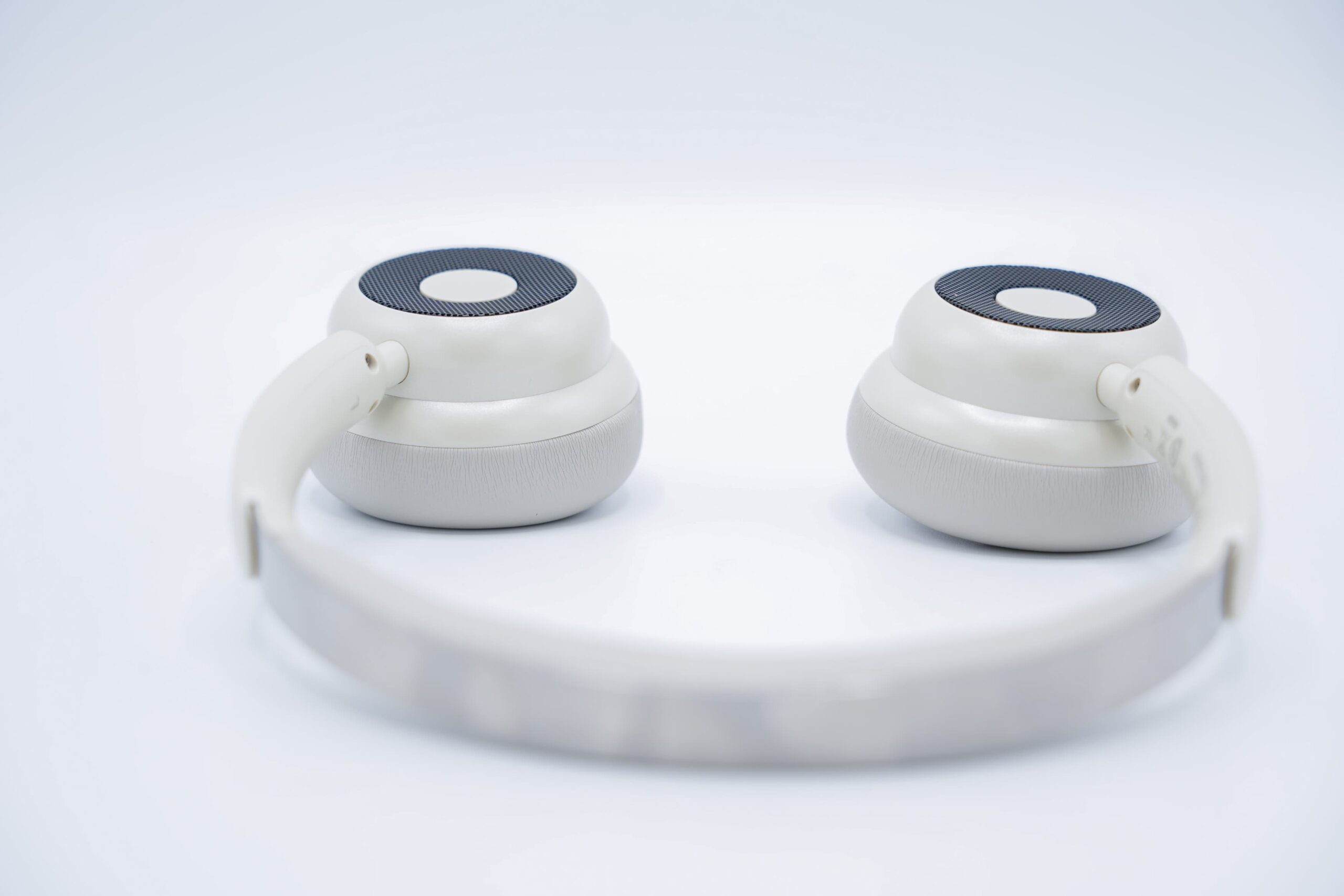PHILIPS TAH1129 OVER THE EAR WIRELESS BLUETOOTH HEADSET - Image 4